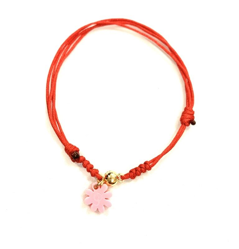 Pulsera de hilo con dije de flor